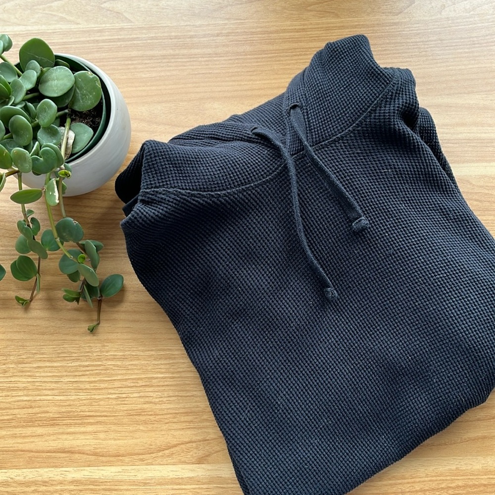 everlane waffle knit hoodie - men’s medium